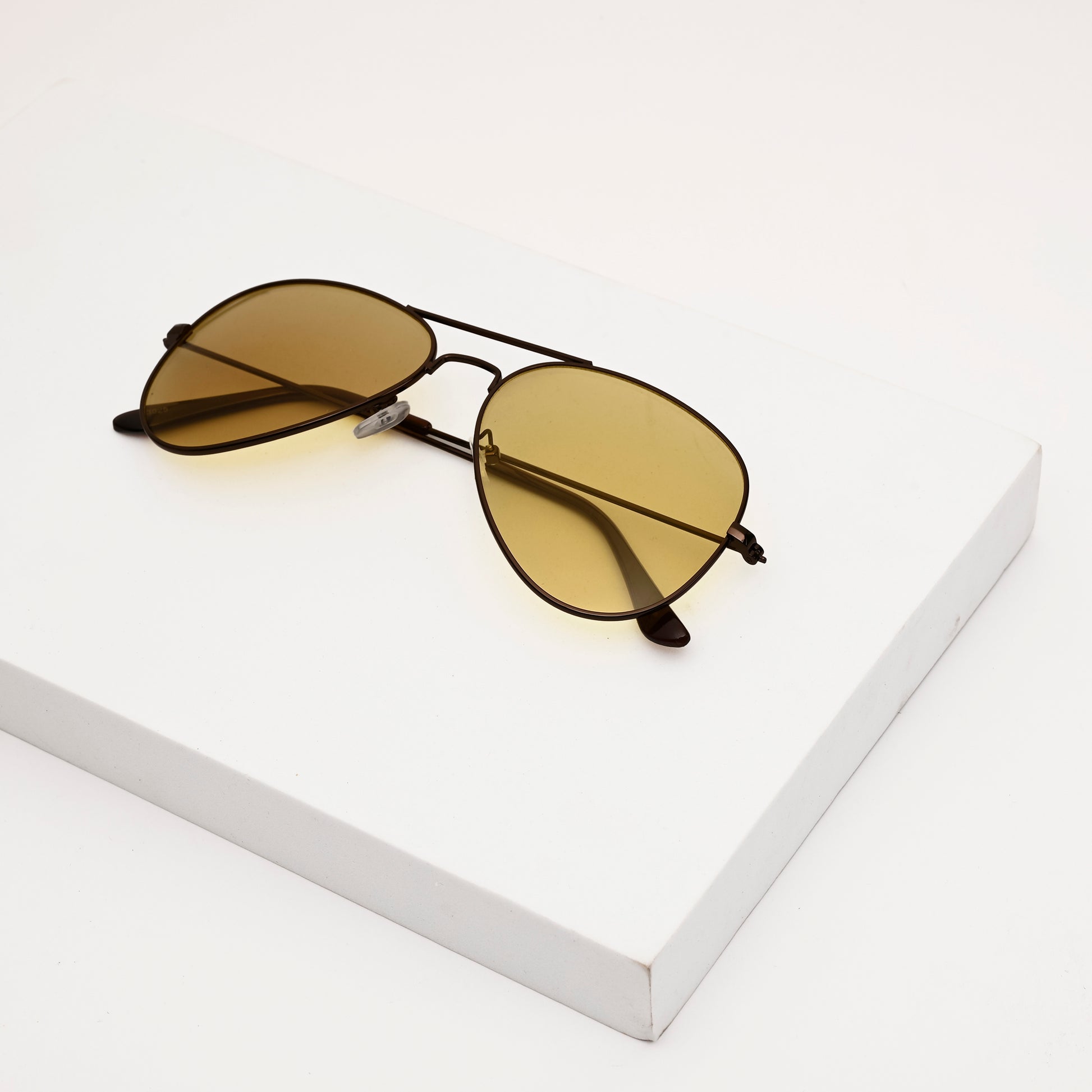 brown-yellow
